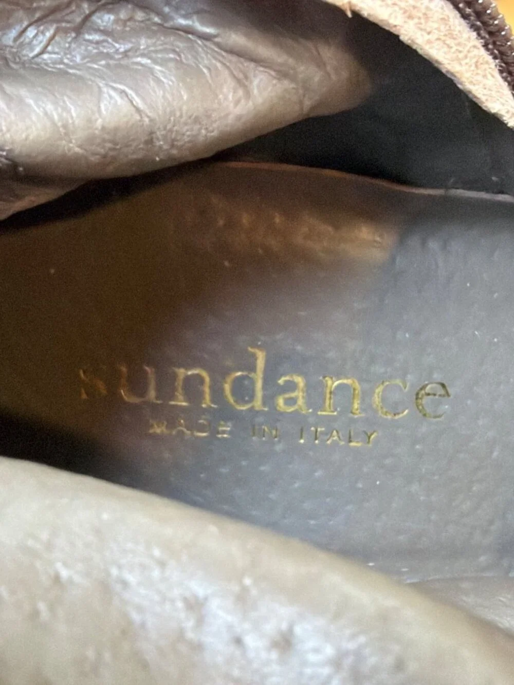 Sundance over knee